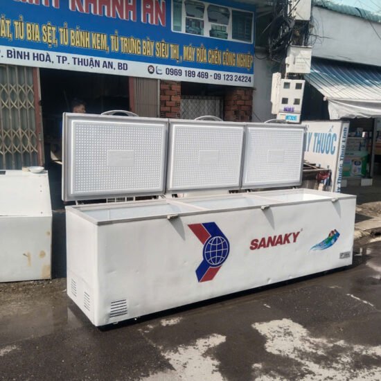 Thanh lý tủ đông 3 cánh Sanaky 1300l