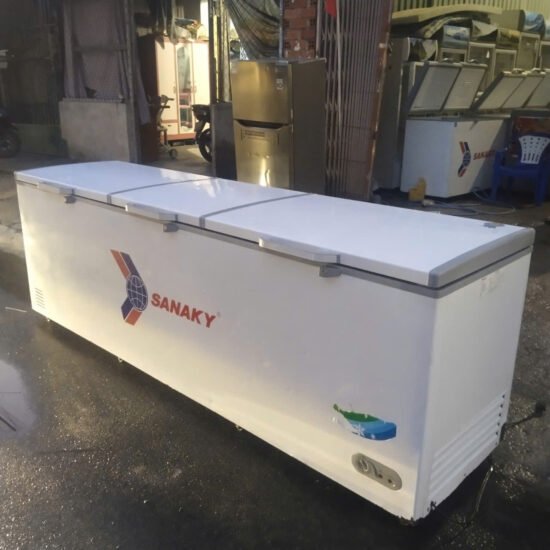 Thanh lý tủ đông 3 cánh Sanaky 1100l VH-1199HYThanh lý tủ đông 3 cánh Sanaky 1100l VH-1199HY